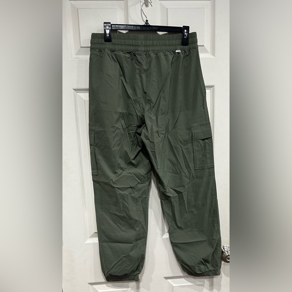 Vuori Women's Large Scout Jogger Army Green NWT Performance Elastic Waistband - Picture 3 of 7